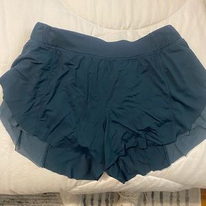 Lululemon size 4 shorts